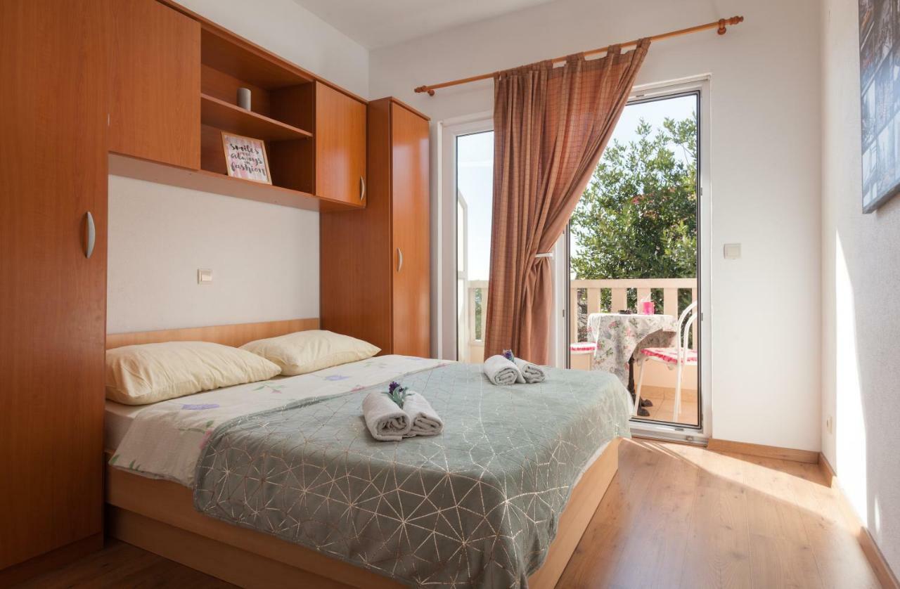Apartmani Anja Макарска Екстериор снимка