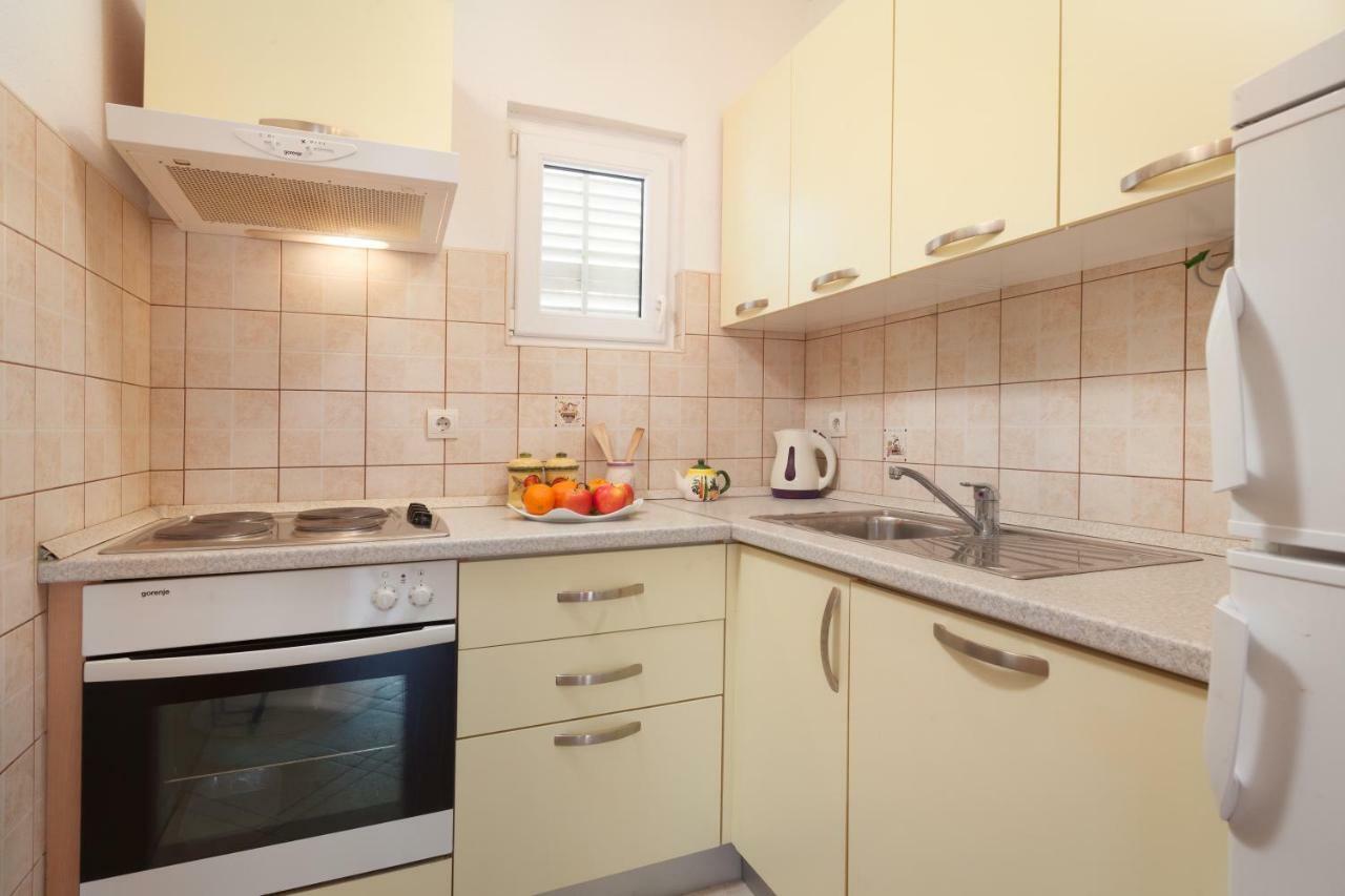 Apartmani Anja Макарска Екстериор снимка