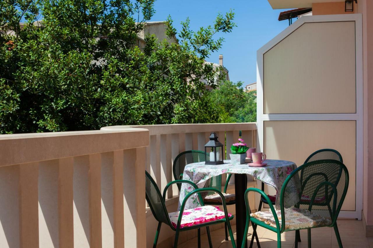 Apartmani Anja Макарска Екстериор снимка