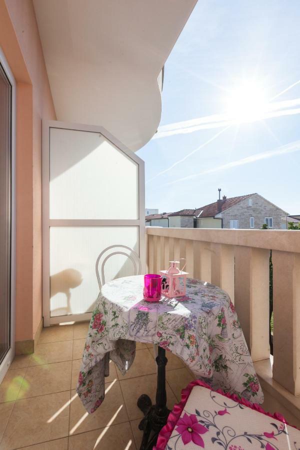 Apartmani Anja Макарска Екстериор снимка